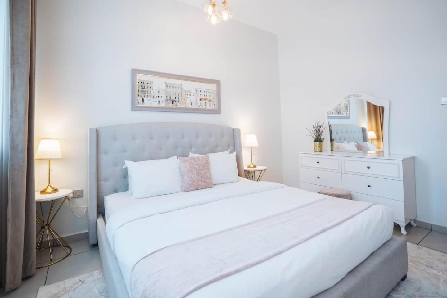 Charming Warm Suite With Amazing Views Of The City Ντουμπάι Εξωτερικό φωτογραφία