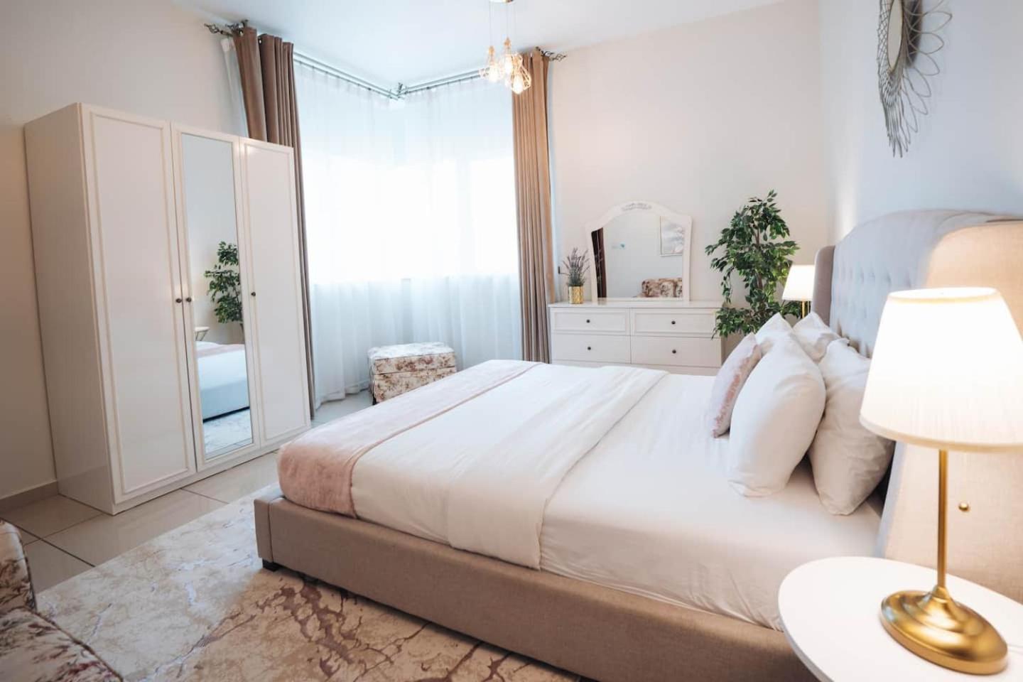 Charming Warm Suite With Amazing Views Of The City Ντουμπάι Εξωτερικό φωτογραφία